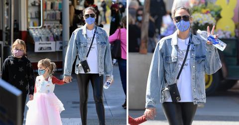 gal gadot shopping with daughters may and alma