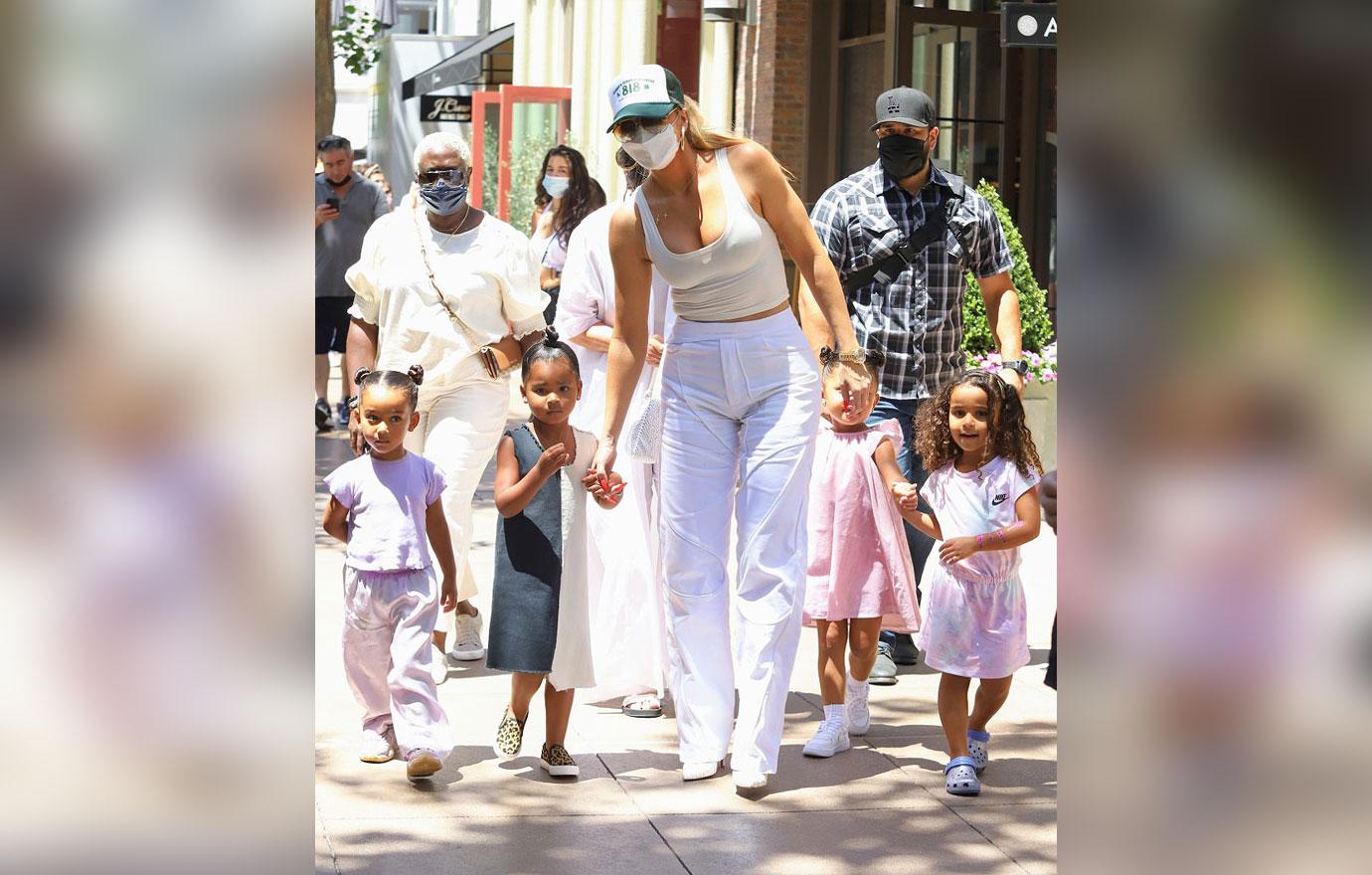 khloe kardashian and kris jenner take true stormi north and chicago for an ice cream outing at the grove