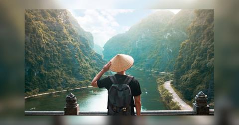 from tourist to traveler how to immerse yourself in local culture anywhere you go