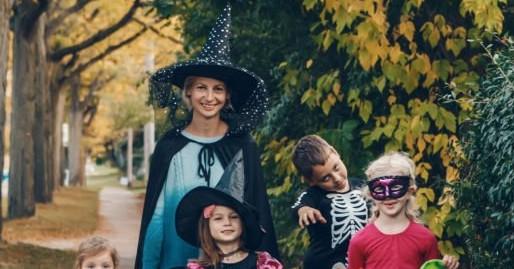 top halloween safety tips