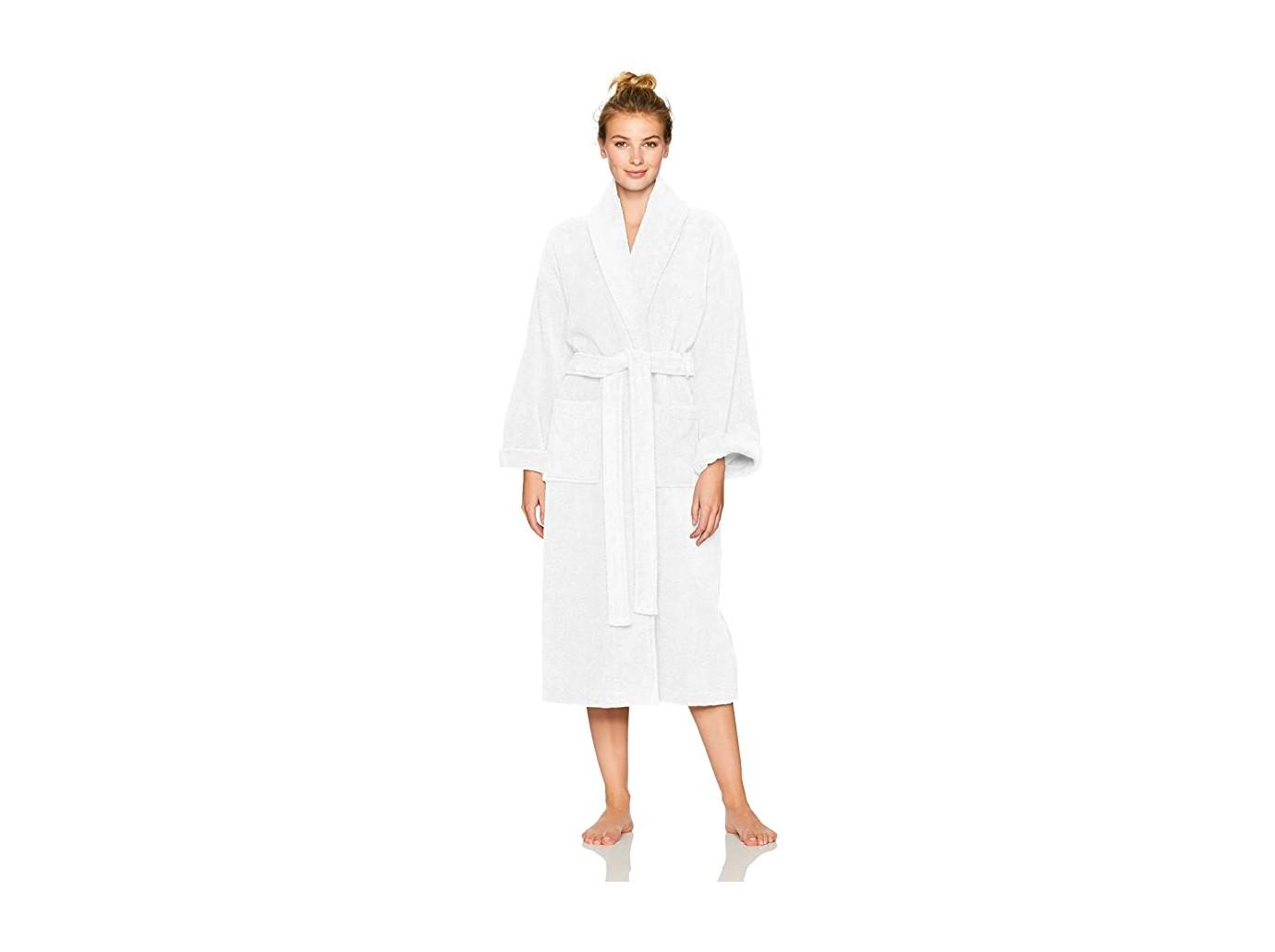 jennifer lopez robe shop