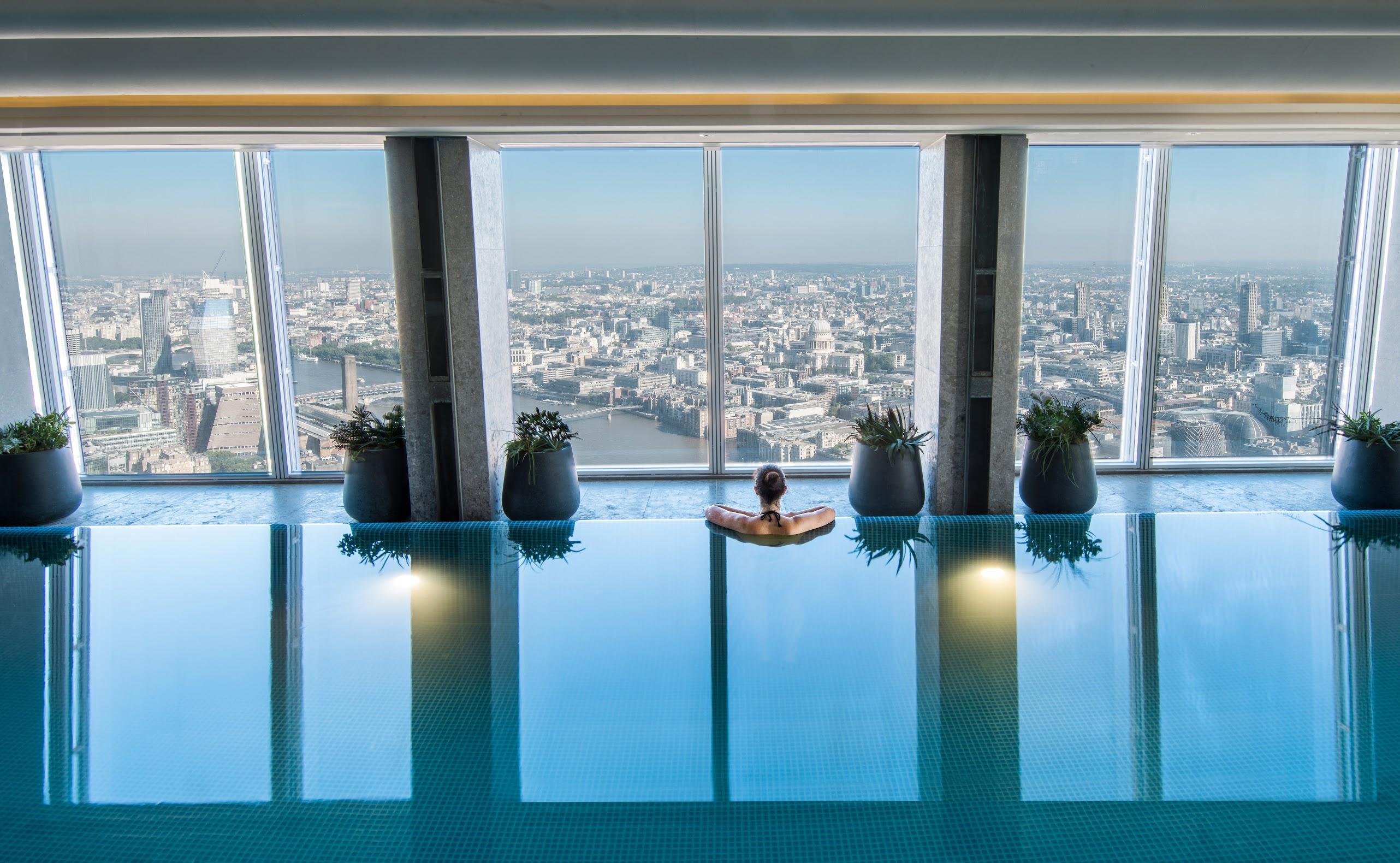 shangri la the shard london sky pool