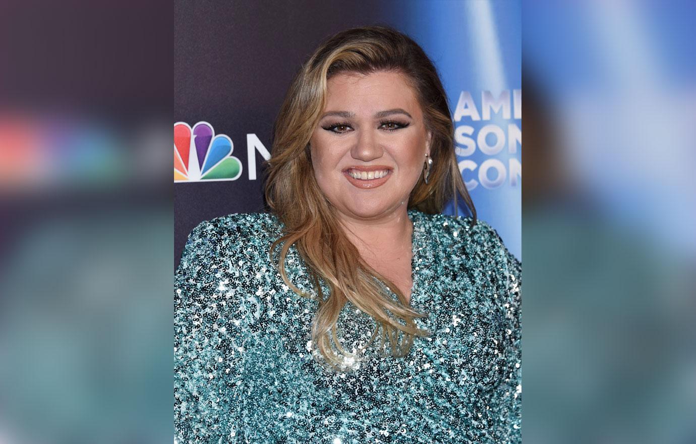 kelly clarkson at american song contest