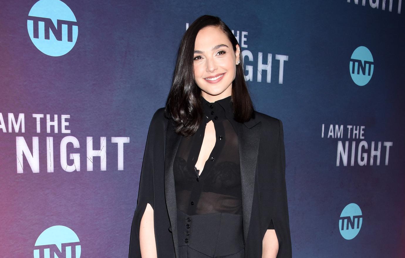 Gal Gadot to Play Evil Queen In Disney's Live-Action 'Snow White