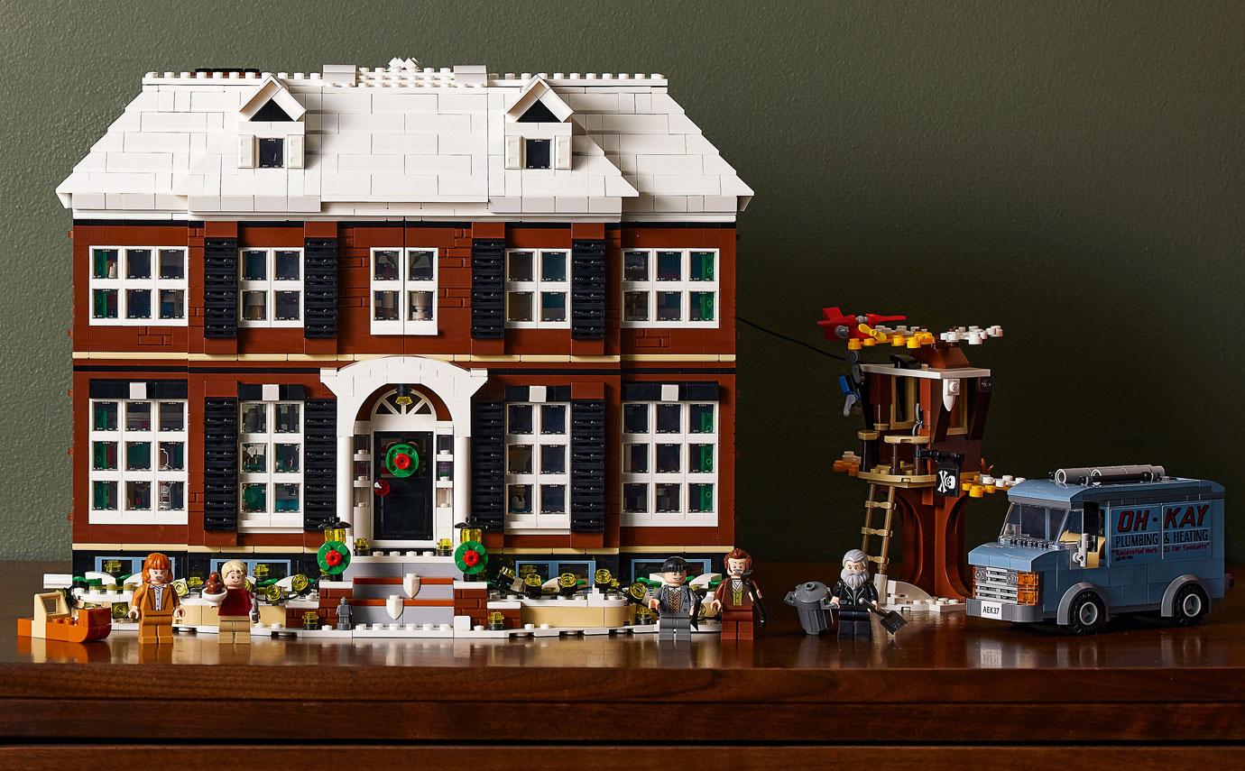 lego house based on the house from the all time festive classic movie home alone