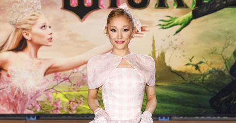 Photo of Ariana Grande.