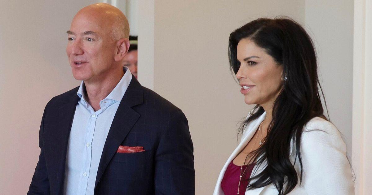 Jeff Bezos and Lauren Sánchez