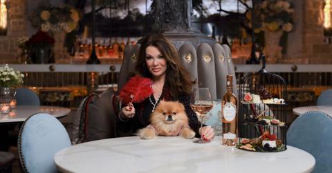 lisa vanderpump vegas restaurant paris