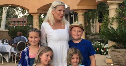 Tori Spelling with her kids posing for a photo