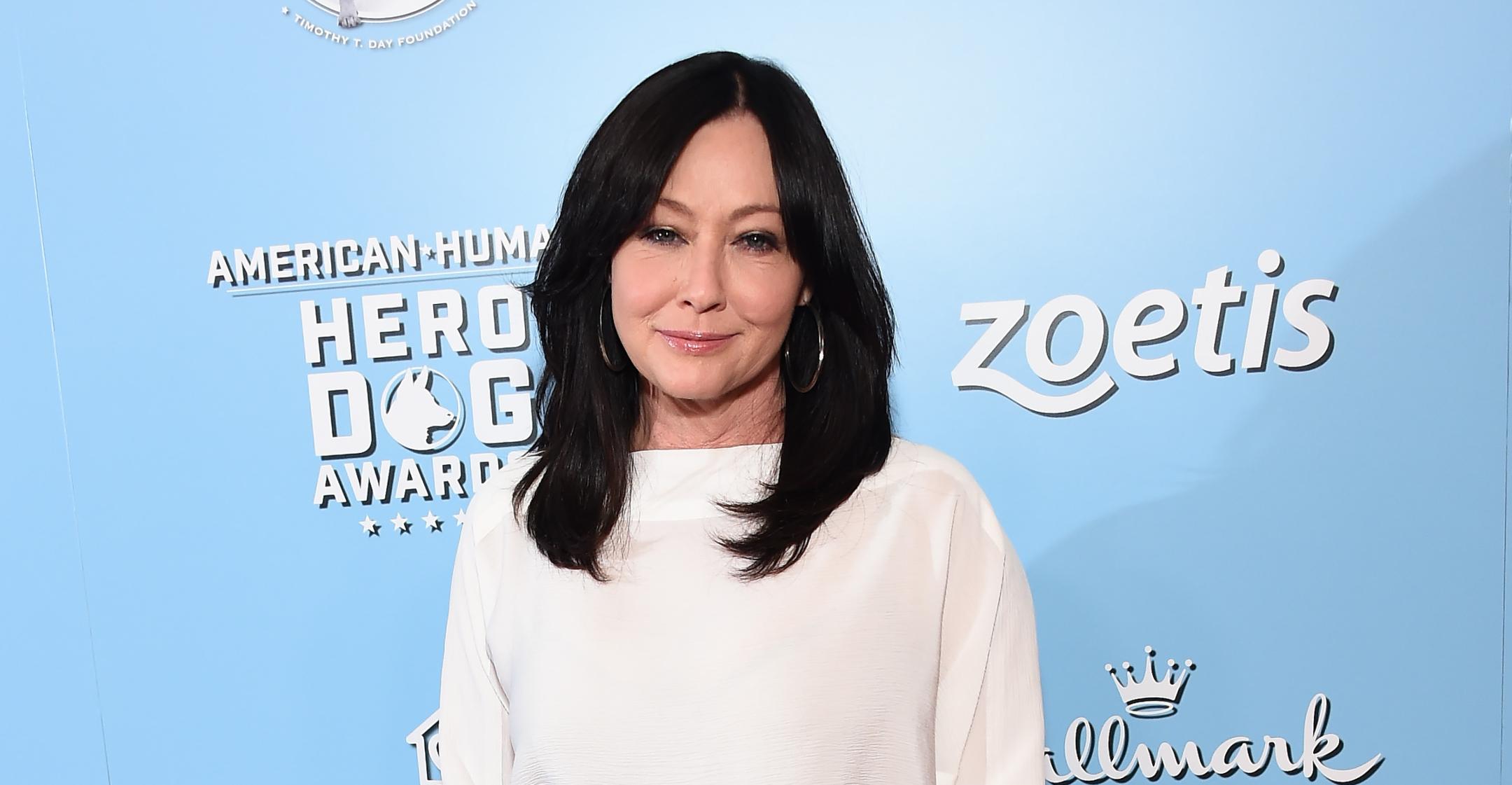 shannen doherty encourages women to ditch botox embrace their natural face