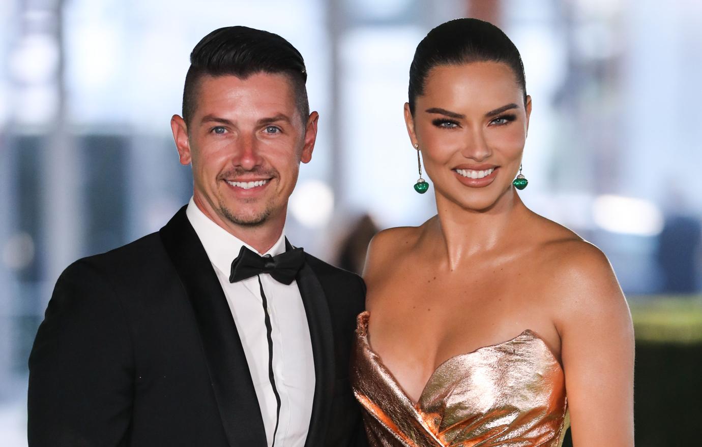 adriana lima films boyfriends reaction reveals pregnant