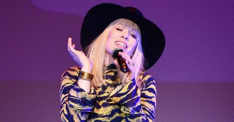 natasha bedingfield recreates tiktok dance choreographed to her song unwritten mh