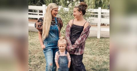 tori spelling year old daughter stella suffered panic attacks due to bullying