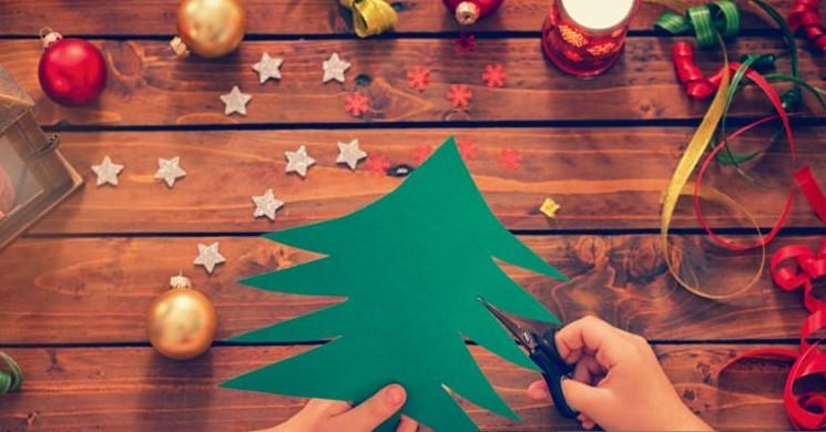 best ways to reuse holiday greeting cards