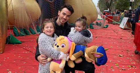 kevin jonas girl dad to alena valentina its all new to me pp