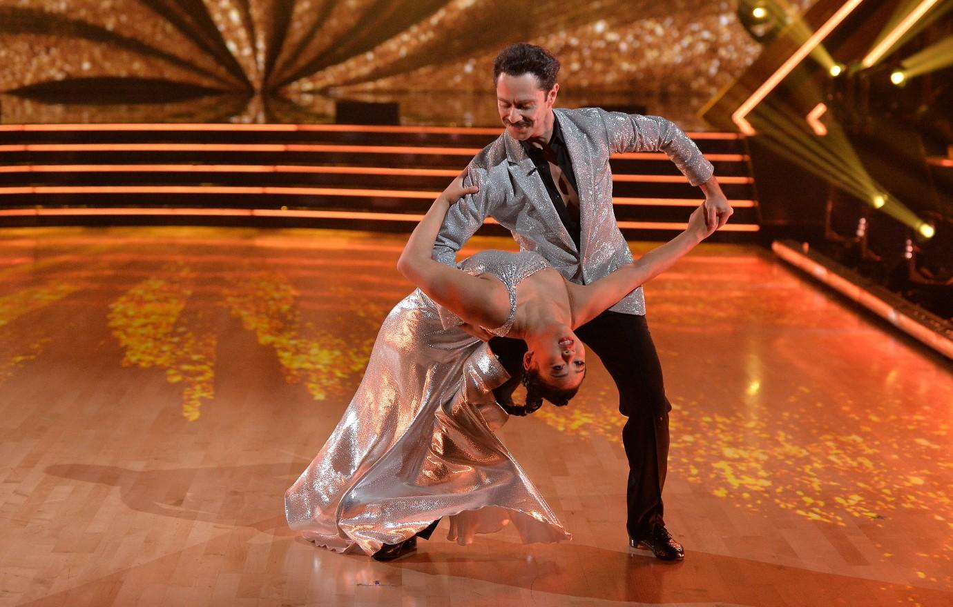 dwts contestant suni lee mental health could be better going through something private