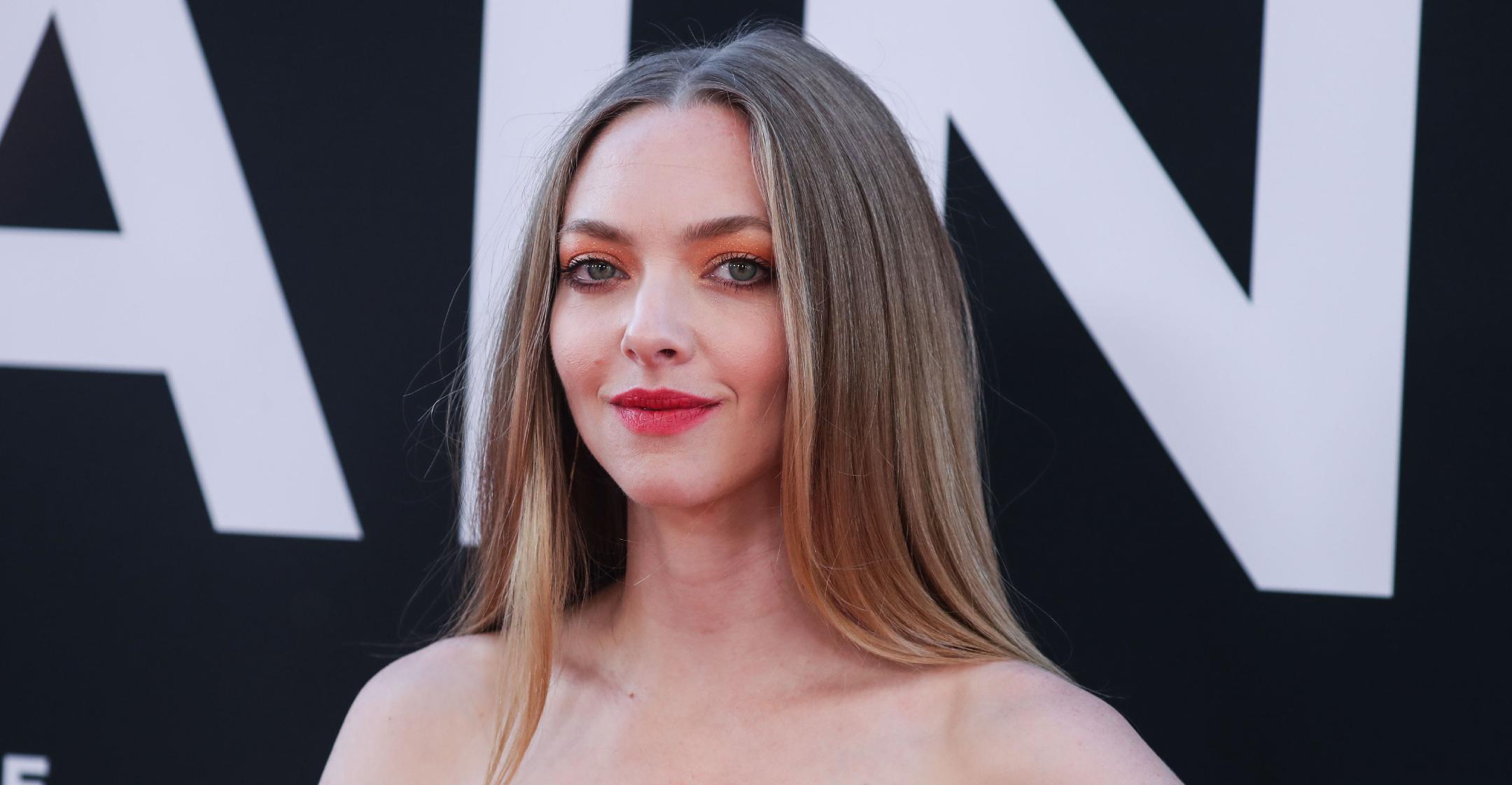 amanda seyfried terrified of postpartum depression turned to cognitive behavioral therapy