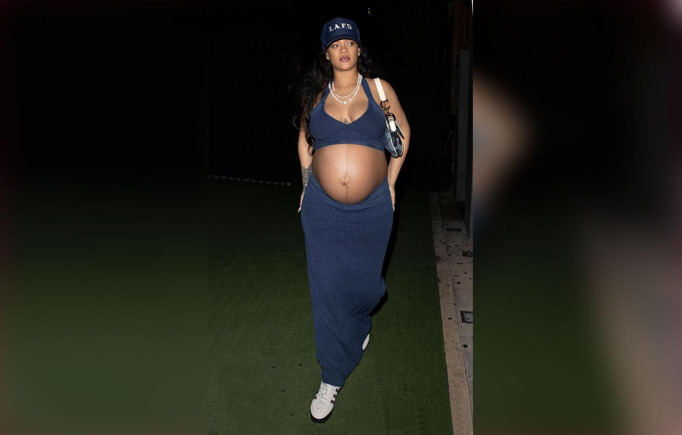 rihanna shows off her huge baby bump