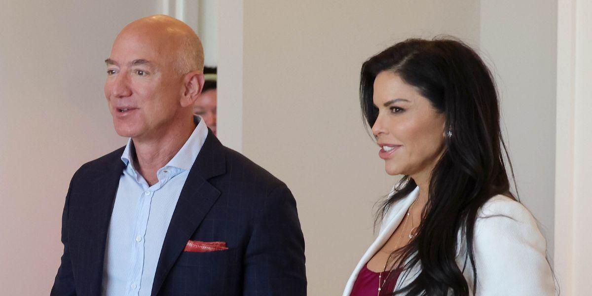 Jeff Bezos and Lauren Sanchez