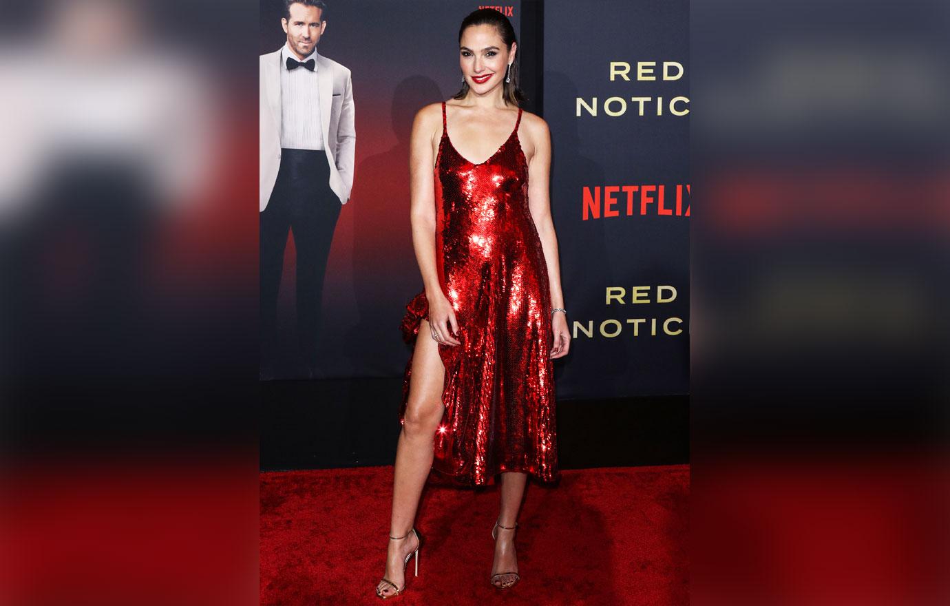 gal gadot ryan reynolds dwayne johnson attend the premiere of red notice