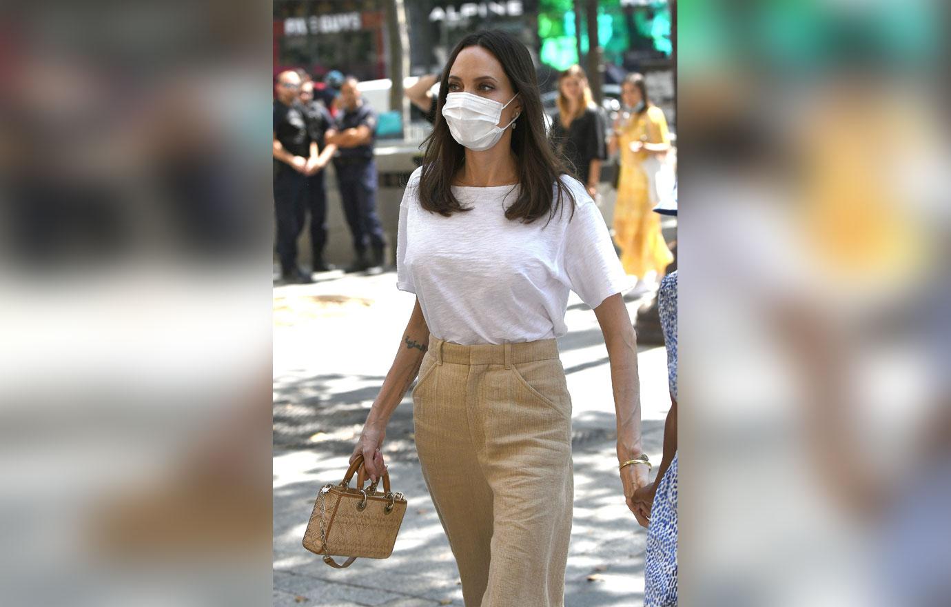 angelina jolie and kids shop in paris