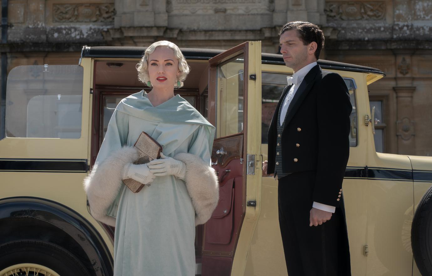 first photos from downton abbey a new era