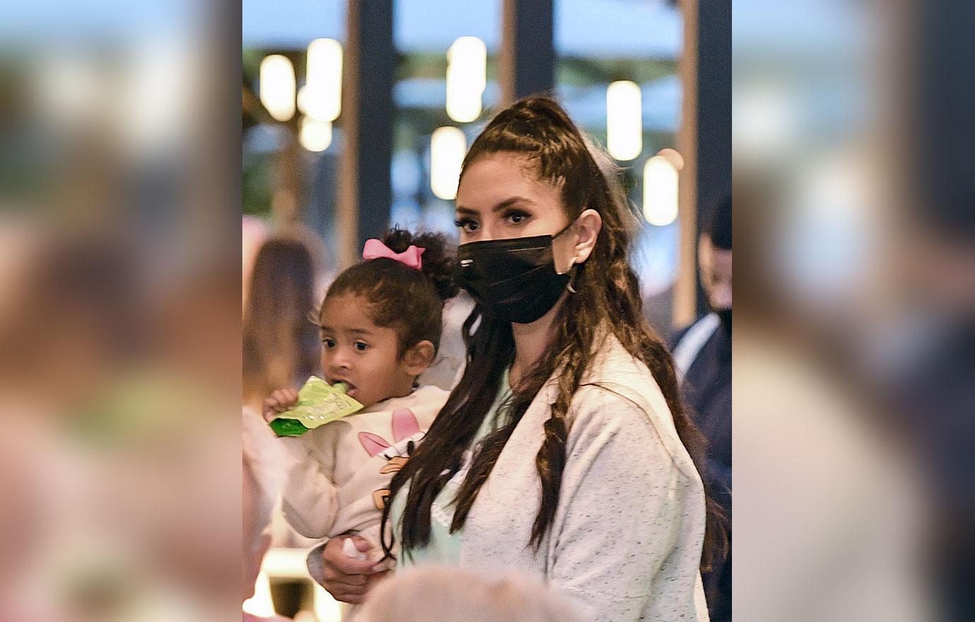 vanessa bryant and her kids celebrated mothers day with ciara and russell wilson at disneyland