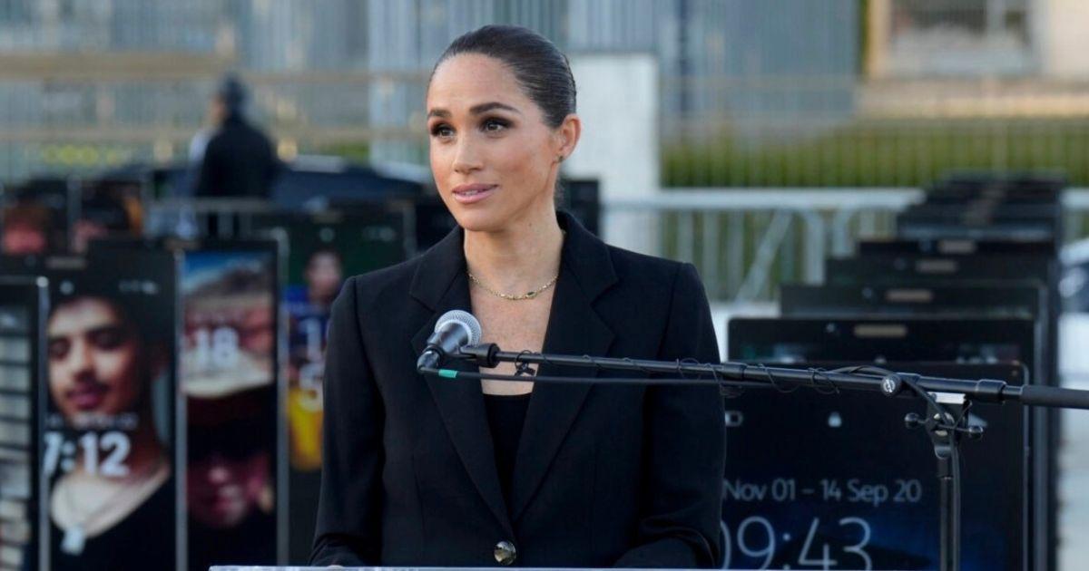 Meghan Markle at Geneva giving a speech 