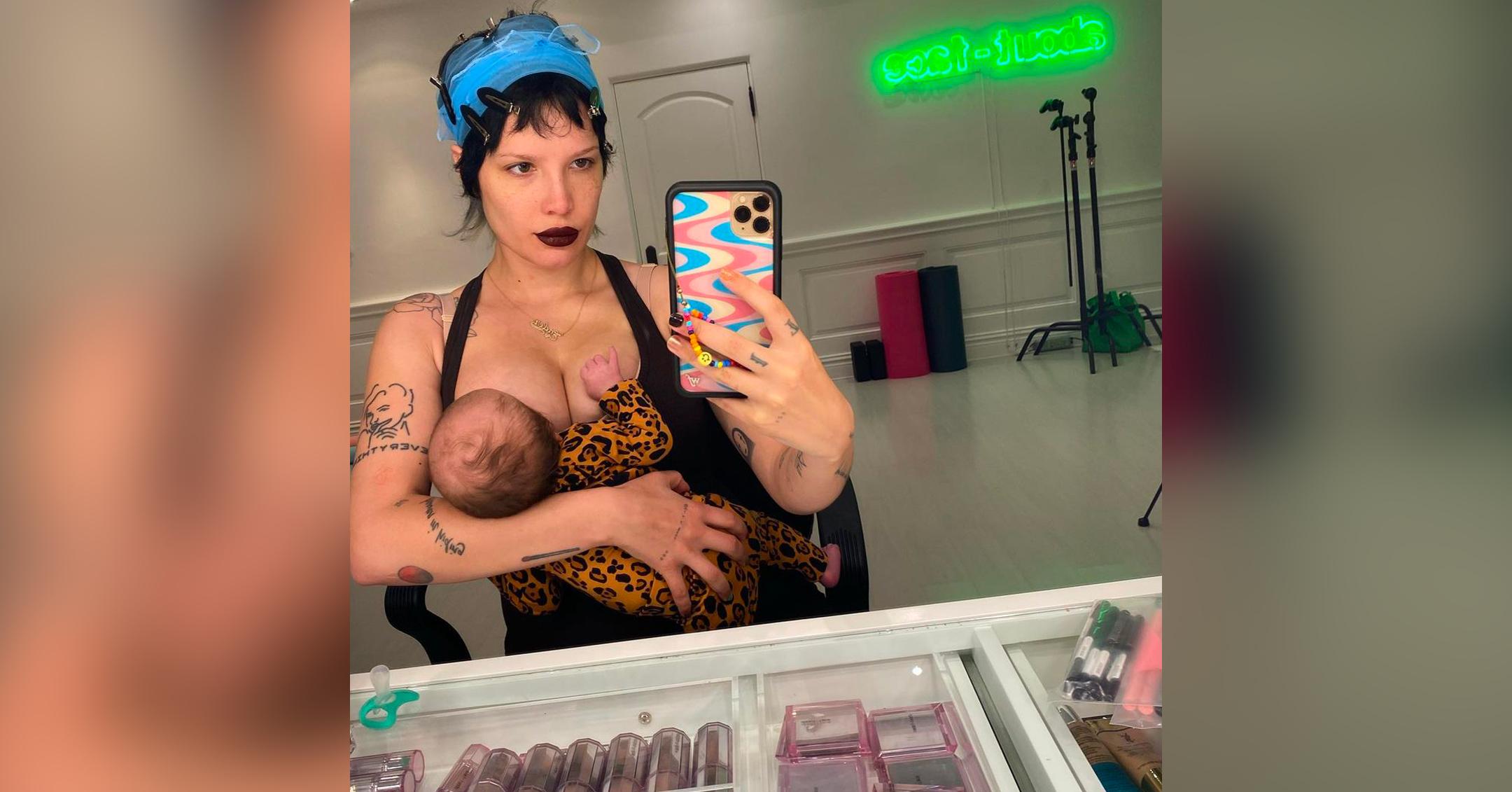 halsey takes selfie while breastfeeding