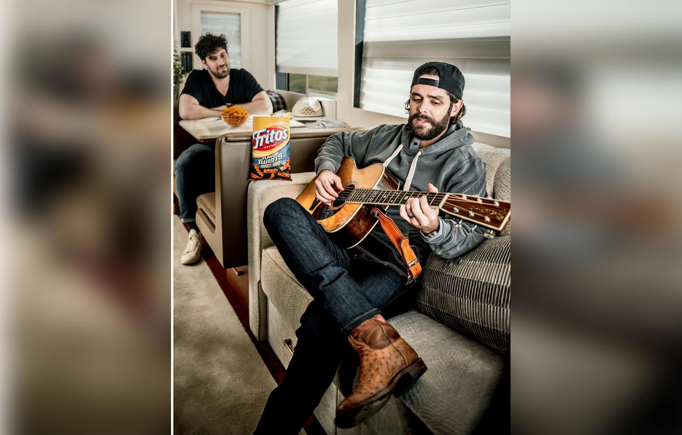 thomas rhett talks about daughters