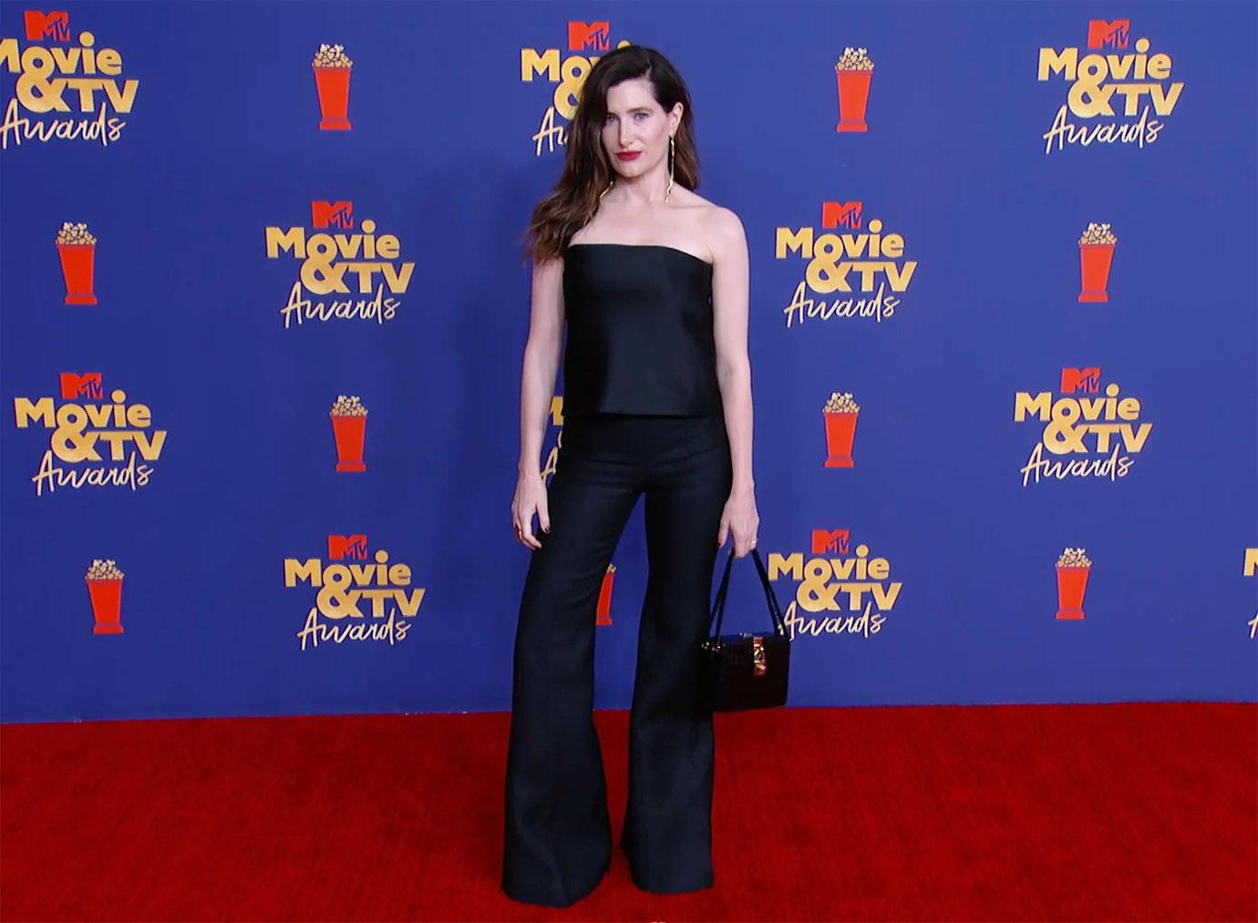 mtv movie tv awards fashion mandy moore outer banks cast