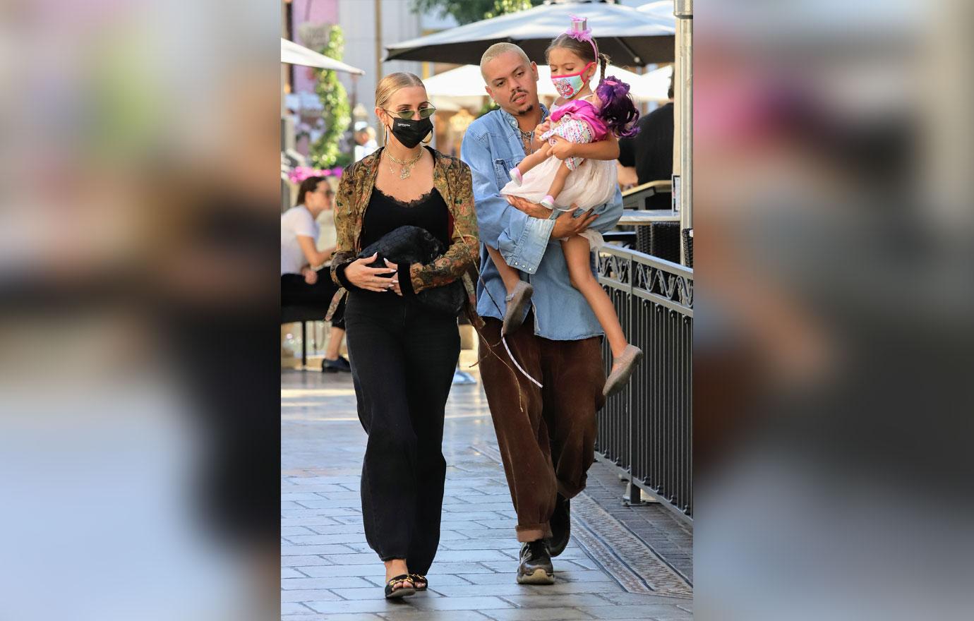 ashlee simpson and evan ross take daughter jagger out for birthday