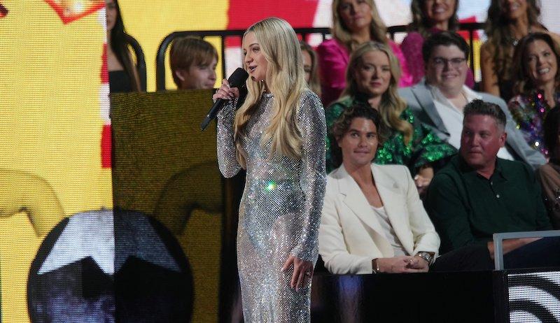 kelsea ballerini growing evolving