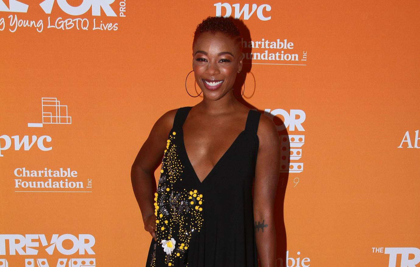 samira wiley showing body gratitude body shamed