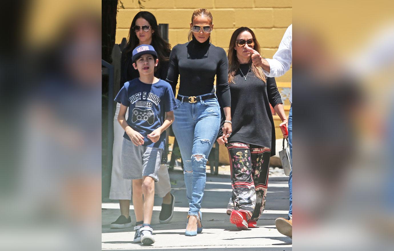 jennifer lopez is seen taking a tour of a school in santa monica