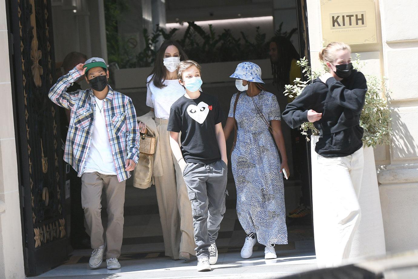 angelina jolie and kids shop in paris