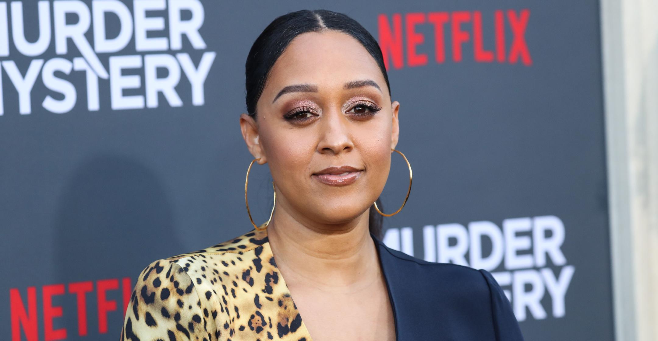 anxiety of pandemic wound up teaching tia mowry how to relax