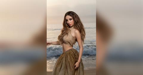 exclusive viral bilingual urban pop singersongwriter mar pp