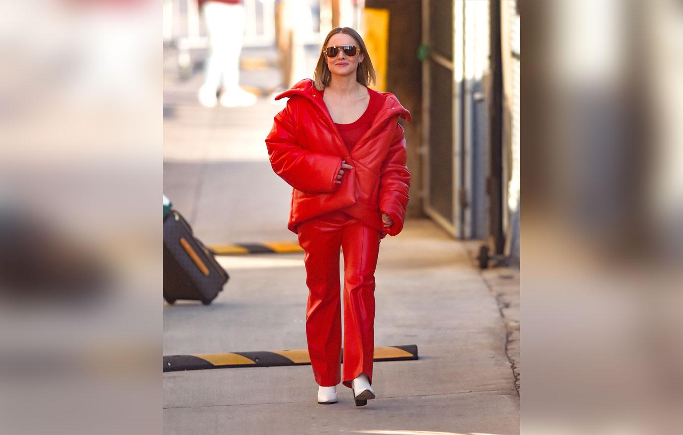 kristen bell arriving at jimmy kimmel