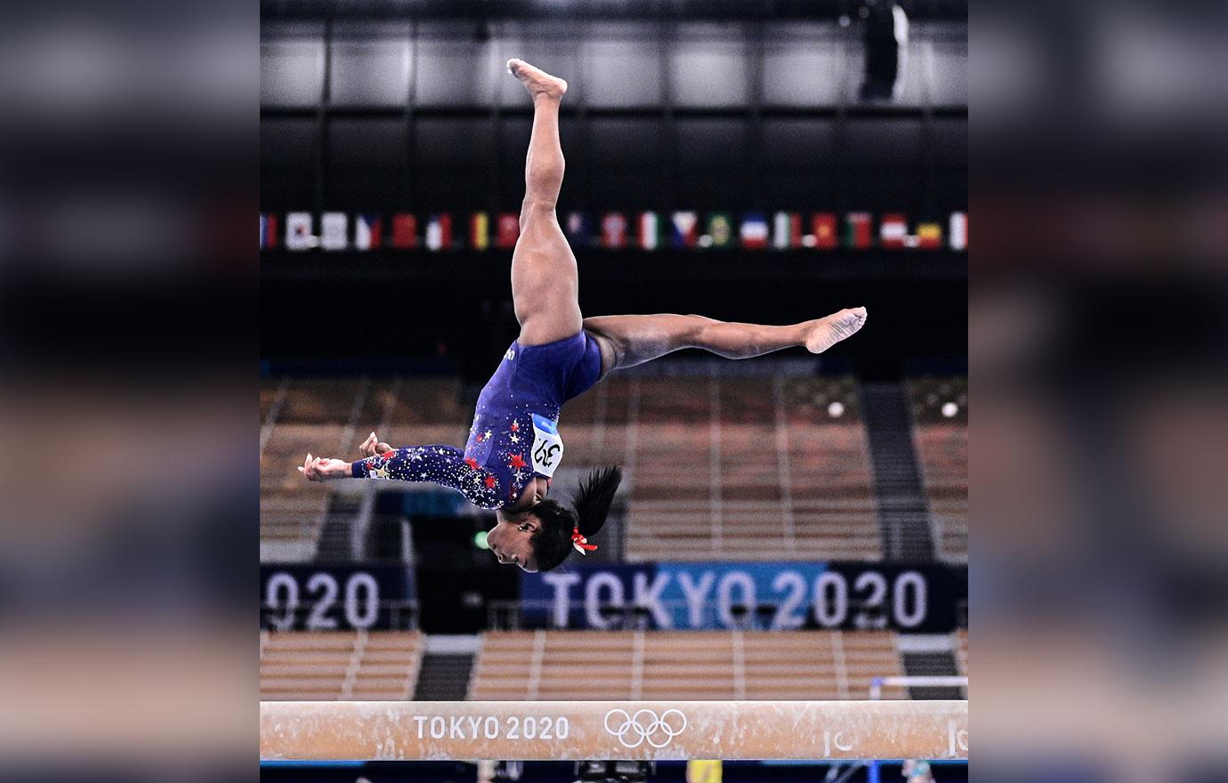 simone biles performs during tokyo olympic games