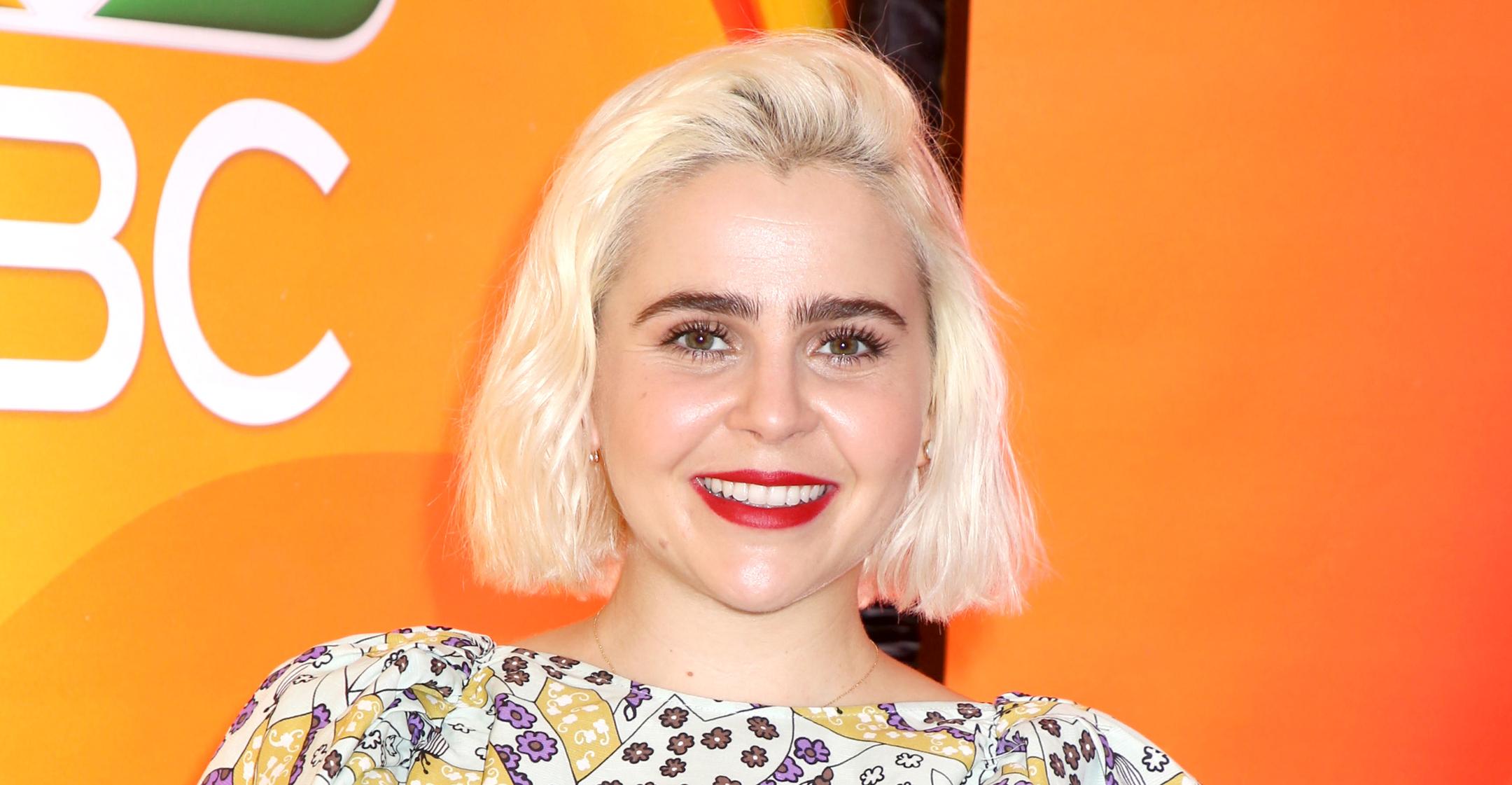 good girls star mae whitman proud to reveal shes pansexual queer representation