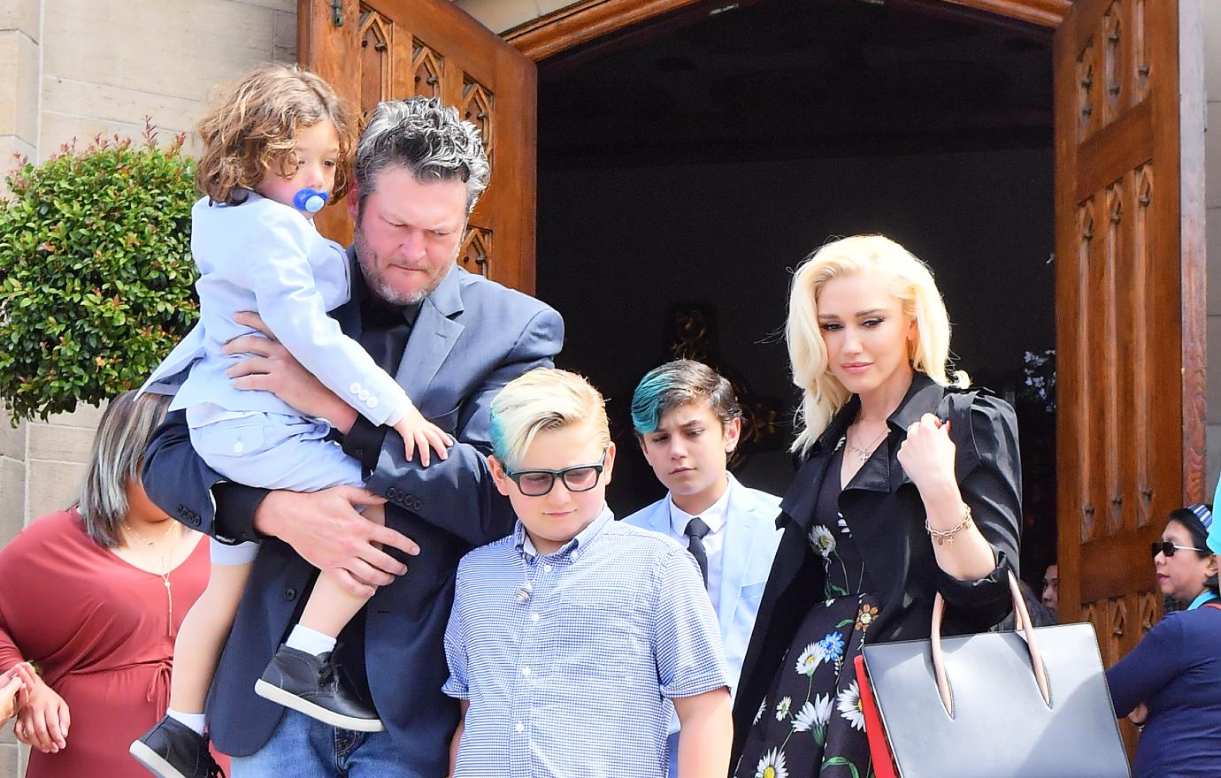 blake shelton love gwen stefanis sons