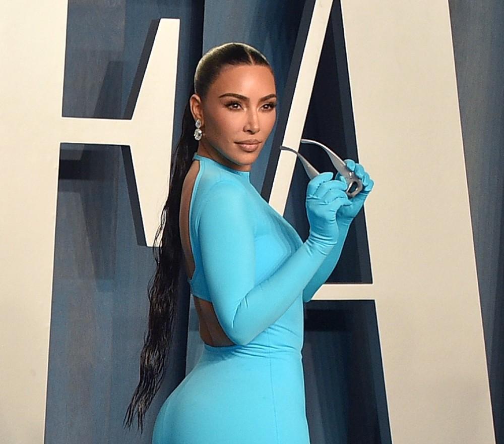 kim kardashian creates tiktok account