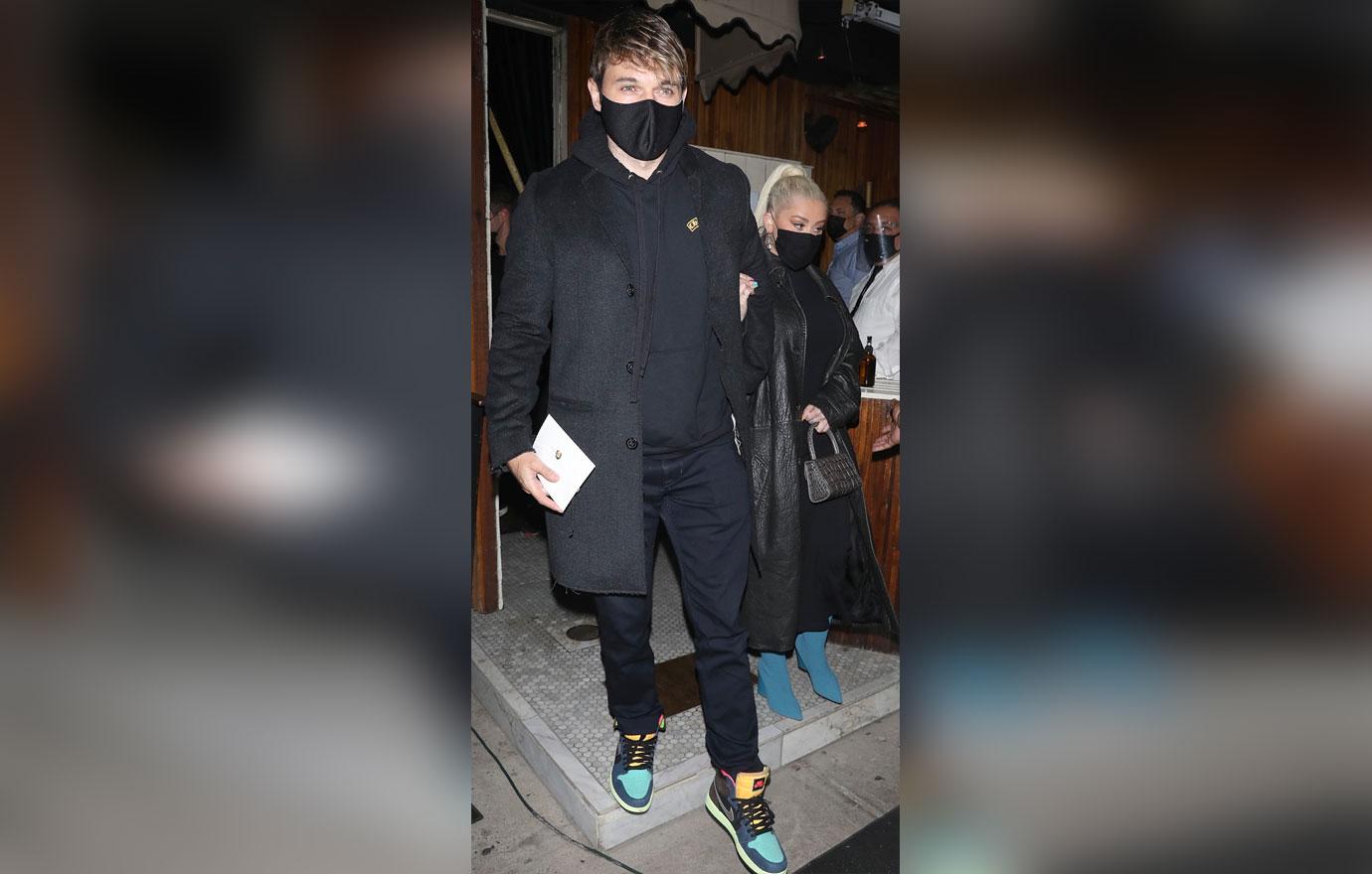 christina aguilera matthew rutler leave romantic dinner