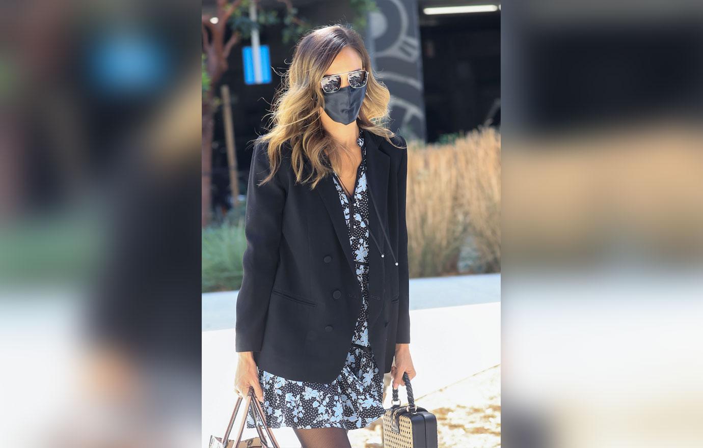 jessica alba looks stylish heading to work