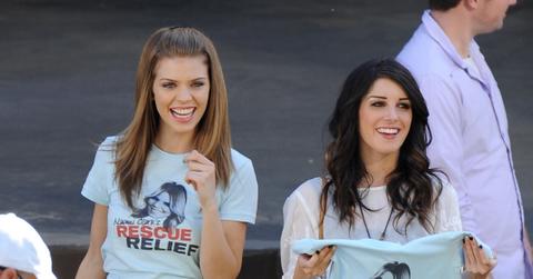 costars annalynne mccord and shenae grimes discuss idea of reboot