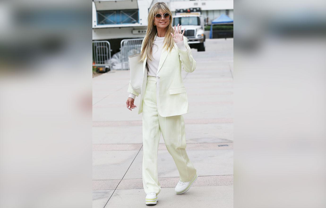 Heidi Klum, Sofia Vergara Rock Different Outfits Outside 'AGT': Photos