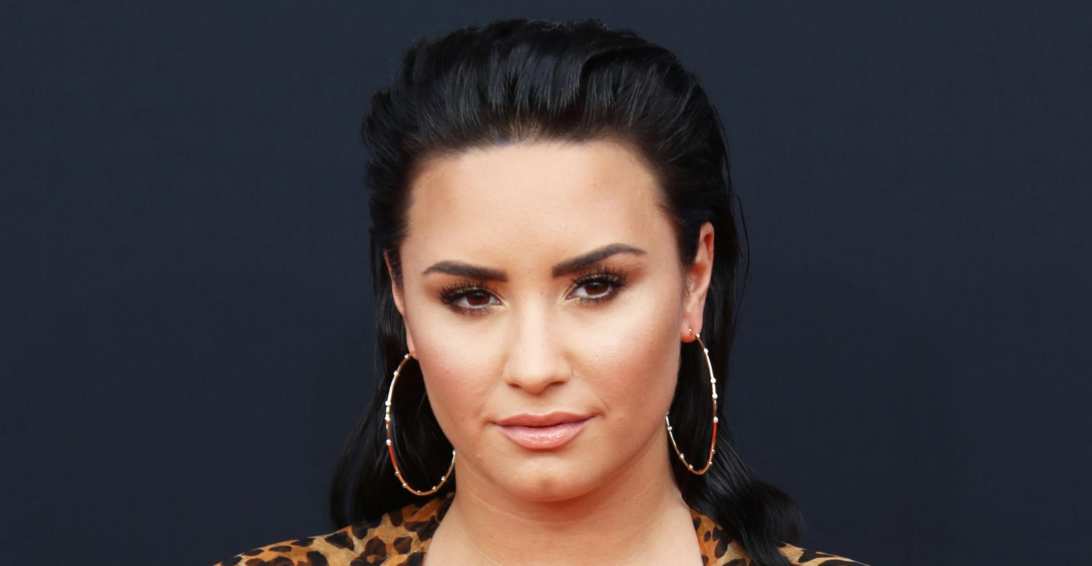 demi lovato meditation helped them realize they identify as non binary