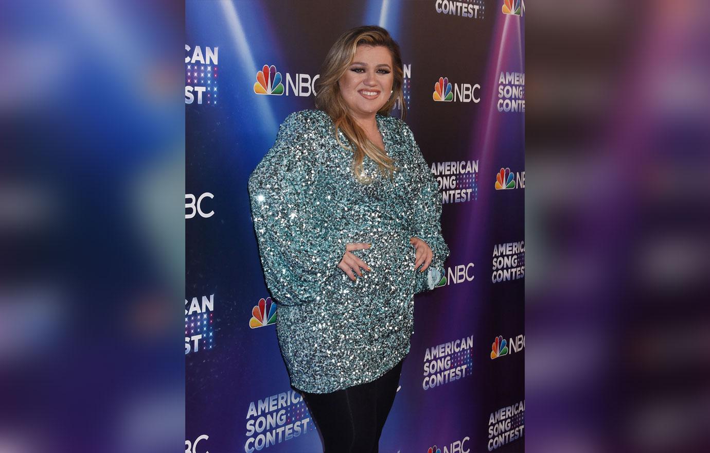 kelly clarkson at american song contest