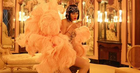 A Las Vegas showgirl sued Taylor Swift over her new album.